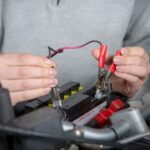 شارژ باتری موتورسیکلت به روشی صحیح و اصو